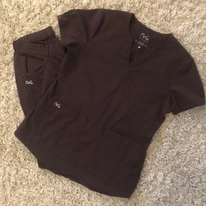Greys Anatomy NrG by Barco scrubs set